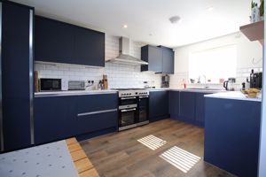 Kitchen- click for photo gallery